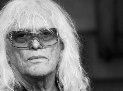 Friss és egyben rossz hírek érkeztek Kóbor Jánosról !Összetört az ország és a rajongók! Minden olyan gyorsan történt. Sajnálatos híreket kell közölnünk: Sajnos,Kóbor János..