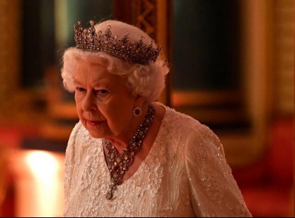 Aggasztó hírek érkeztek a brit Királynőről!Ő lép Erzsébet királynő helyére