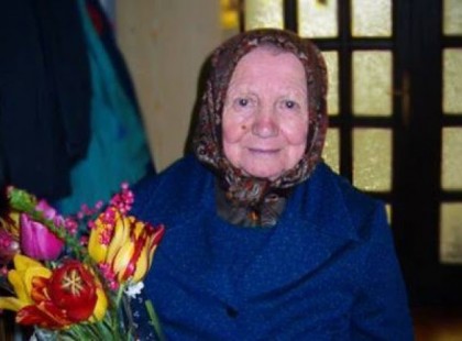 Vasárnap lesz 100 éves a mi drága Dédimamánk! Nem kérünk mást csupán nézzétek meg milyen csodás munkákat készít nap, mint nap!