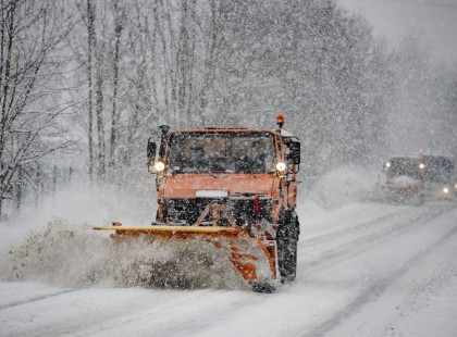 Estére megérkezik a havazás az országba, fehérbe borul Magyarország