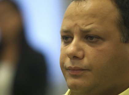 Utolsó nyilvános interjújában érezni a fájdalmat Damu Roland hangjában..és elmondja, hogy ártatlanul ült börtönben