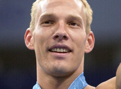 Egy orvos megszólalt: Én magam tudom, hogy Csollány Szilvesztert beoltották, hazudik a média az életveszélyben lévő Olimpikonról