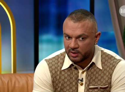 A hatalmas baki után jött a telefon az Omegától.Az Omega menedzsere felhívta Gáspár Lacit, és ezt mondta neki