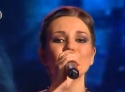 A bolgár Megasztár győztese káprázatosan énekli a Gyöngyhajú lányt, ráadásul magyarul: még Kóbor János is kalapot emelne