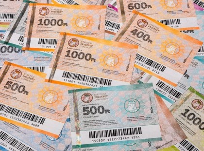 1 perce jelentették be : EZ LESZ idén a KARÁCSONYI Erzsébet utalvány helyett a magyar nyugdíjasoknak, 65 év felettieknek :