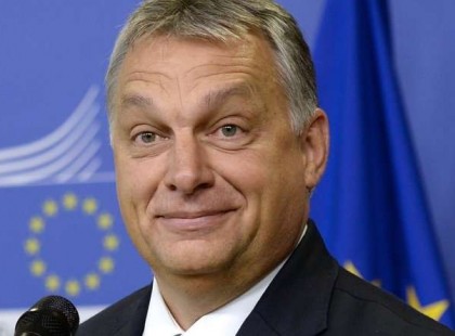 Pénzt kér mindenkitől Orbán Viktor - küldi a csekket