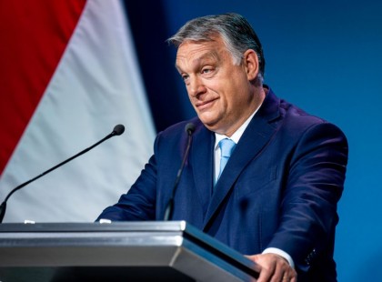 Megalázó, hogy a kormány külön közölte, hogy a farhátra is érdemes az árstop.. Erre nincsenek szavak! Jó hír a kisnyugdíjasoknak; a csirkefarhátra is érvényes az árstop