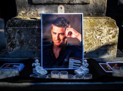 Ma Babicsek Bernát sírhelyénél jártunk..amikor megláttuk ezt, elsírtuk magunk