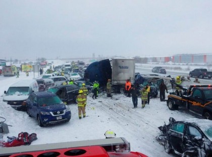 Az M7-ES AUTÓPÁLYÁN 25-ÖS BALESET VAN. NEM FOGJÁK ELTALÁLNI, HOGY MI OKOZTA EZT A NAGY KARAMBOLT ! Pár órával ezelőtt a M7-es autópályán jöttünk haza Balatonról Budapestre