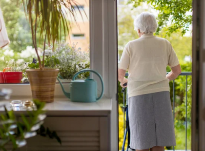 Amióta neki adtam a házam, nem törődik velem a lányom! Vissza lehet csinálni az ajándékozást?
