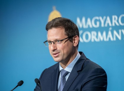 Kötelező harmadik oltás! Gulyás Gergely fontos bejelentést tett a kötelező harmadik oltásról!