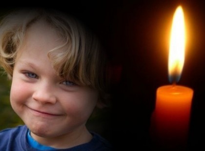 Mély fájdalommal, és megtört szívvel tudatjuk, hogy az öt éves kisfiam elhunyt.