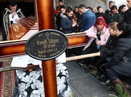 Az óvodában lett rosszul a 39 éves Márti.. A helyszínen meghalt, 8 gyermeke gyászolja