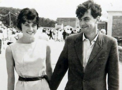 A férfi EZER facsemetét ültet elhunyt neje emlékére. Két évtized múlva egy levegőből készült fotó rántja le a leplet az indítékairól: