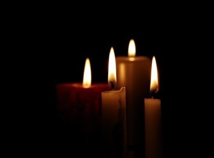 Kedves mindenki.. Mély fájdalommal tudatjuk ,Sándor a mai napon meghalt .