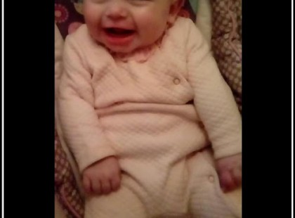 Kedves mindenki.. Ezt egyetlen anyának sem szabadna átélnie, amit én átélek most.. Mély fájdalommal tudatom veletek, hogy életét vesztette 8 hónapos tündéri kislányom. Itt hagyott engem, mert…