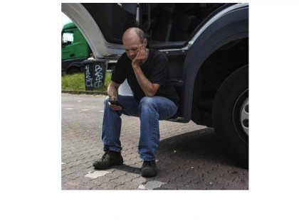 Ma egy orosz kamionoshoz mentem oda, elsírta magát mikor megtudta nem balhézni, hanem segíteni megyek..