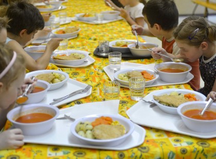 Hoppá! Egyre több ukrán utasítja el a magyarok által jó szándékból vitt élelmiszert - EZ az oka: