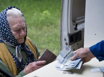A nyugdíjasok és a kispénzűek fogják a legjobban megérezni a közelgő áremelkedést. Mi lesz itt?