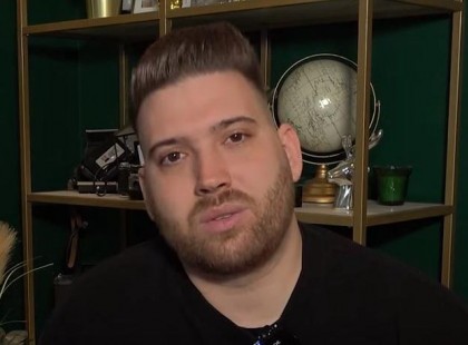 OSVÁTH ZSOLT KEMÉNYEN BELESZÁLLT TÓTH GABIBA: “KI KELL, HOGY MONDJUK, EGY GERINCTELEN ÉRDEKEMBER, AKI AZT HAZUDTA, HOGY…”