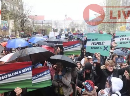 ÉLŐ: Hatalmas tüntetés zajlik Orbán és Putyin ellen Budapesten