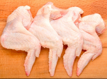 Figyelmeztetés minden nő és édesanya számára! Soha ne fogyassza el a csirkének Ezt a részét – Az oka egészen megdöbbentő! Erről mindenkinek tudnia kell!