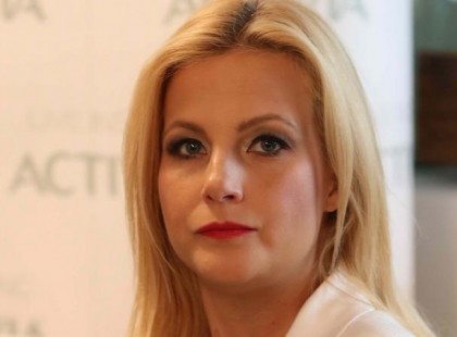 Ezt nem hisszük el ! Nézd, mi történt Várkonyi Andreával