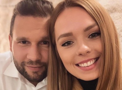 Itt az első fotó!Igazi hajas baba! Újabb fotó Rácz Jenőék kislányáról