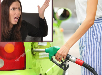 Balaton déli partján tankoltunk épp, amikor a pultos azt hitte külföldiek vagyunk, és beszólt magyarul.. Ezt mondta: