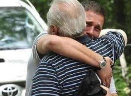 Szerdán elvittem ebbe az étterembe az idős apukámat vacsorázni ,mindenki az idős apukámon nevetett, de én kiálltam mellette .