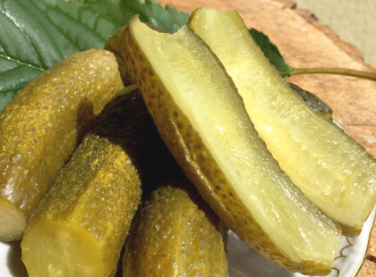 Kitálalt a szomszédasszonyom – Tanácsára azóta EZT kihagyom a kovászos uborkából: Olyan hatást gyakorol a testemre, amiről nem is álmodtam volna