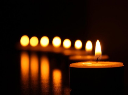 Felfoghatatlan tragédia: meghalt egy 14 éves kisfiú egy hatvani iskolában