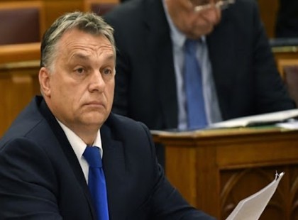Le hülyegyerekezték Orbánt a parlamentben, Orbán reakciója azonban mindenkit meglepett