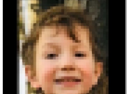 Újabb tragédia Egyiptomban: hirtelen rosszul lett és meghalt egy hatéves kisfiú, szülei az életükért küzdenek