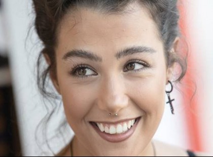 Leesett a rajongó álla – Ezzel az ismert magyar énekessel alkot egy párt Tóth Andi