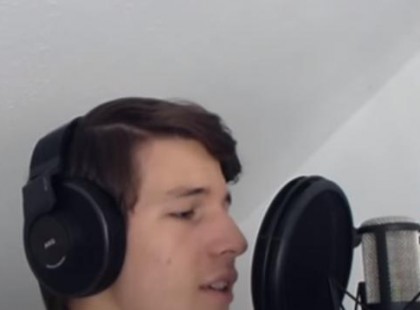 Sokan a 9 éve elhunyt Cipő utódjaként tekintenek rá! A Csillag születik egykori nyertese csodálatosan énekli a Republic nagy slágerét