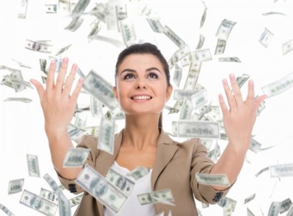 4 pofátlanul szerencsés csillagjegy, aki sok pénzt kaszál 2022 augusztusában: