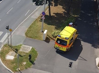 Amit ma a panel ablakból kinézve láttam, azt senkinek nem kívánom!