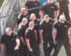 Amerikai kommandósok verték le a kidobókat egy budapesti, Akácfa utcai kocsmában