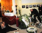 10 éve történt a Szita Bence gyilkosság..mind a 3 elkövető kínok között halt meg !Ma Szita Bence sírjánál jártunk.. még a szó is elakadt, mikor megláttuk az emlékhelyét..