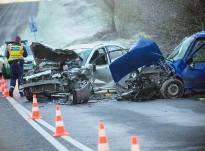 Egy 9 éves kislány halt meg 2 órával ezelőtt Abonynál..