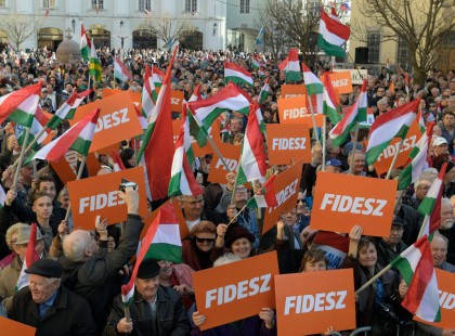 Fidesz: Magyarországon a legalacsonyabb a lakossági áram ára
