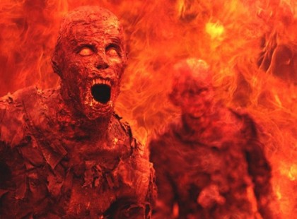 Anett két hetet töltött a pokolban, a halálból visszatérve megdöbbentő dolgokról számolt be, aki túlélt egy szörnyű autóbalesetet