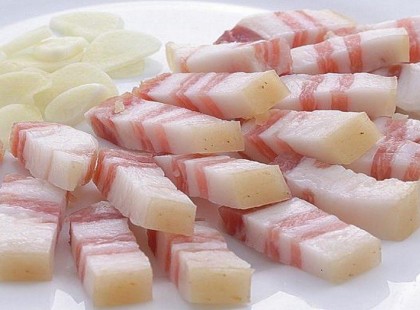 Te is fogyasztod gyerekkorod óta a szalonnát és semmi bajod nem volt tőle? Nem fogod elhinni, mit mondanak róla a szakértők!