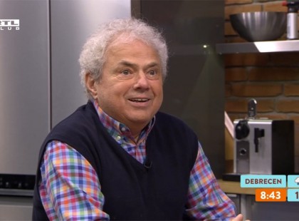 Rózsa György 25 év után kénytelen eladni medencés budai villáját: