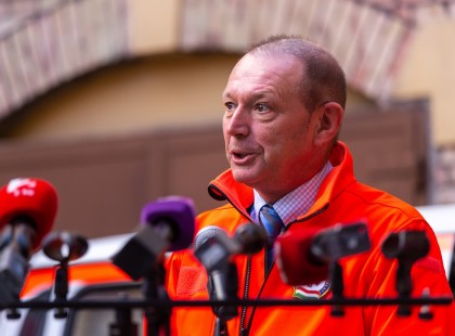 Kiadták a figyelmeztetést! FIGYELEM! Életveszélyes!!!! Lázcsillapítókra adtak ki figyelmeztetést! Szívleállást okozhatnak ezek a tabletták! Néz meg mik vannak a listán!