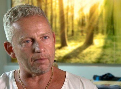 Schobert Norbi (Magyarország talán egyik legjobb pasija) megmutatta az izmos testét! Ezt nem a szél hordta össze…