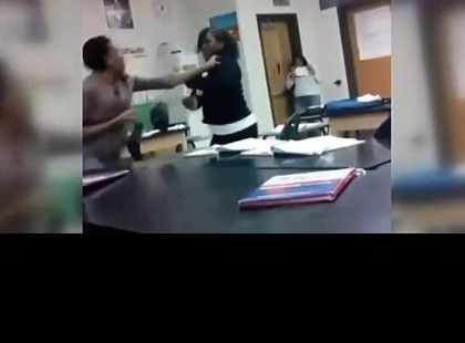 Durva felvétel! Tanárok verekedtek össze több iskolában is a Mága Zoltán-koncertjegyek miatt