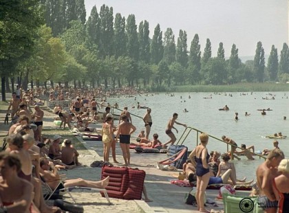 Amikor a Balaton még a dolgozó nép tulajdonában volt és nem a fideszes oligarchákéban.....