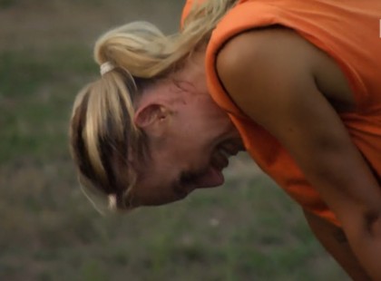 Drámai hír érkezett! Smaltig Dalma hirtelen összeomlott: zokogva és üvöltve rogyott a földre - Videó